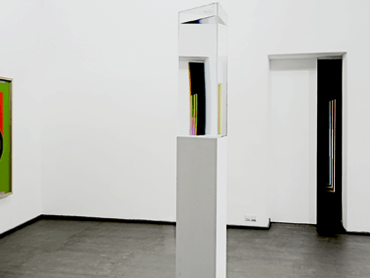 26_Exhibition_Light_Installation_Prism_Ingo_Nussbaumer_Galerie_Vartai_Litauen